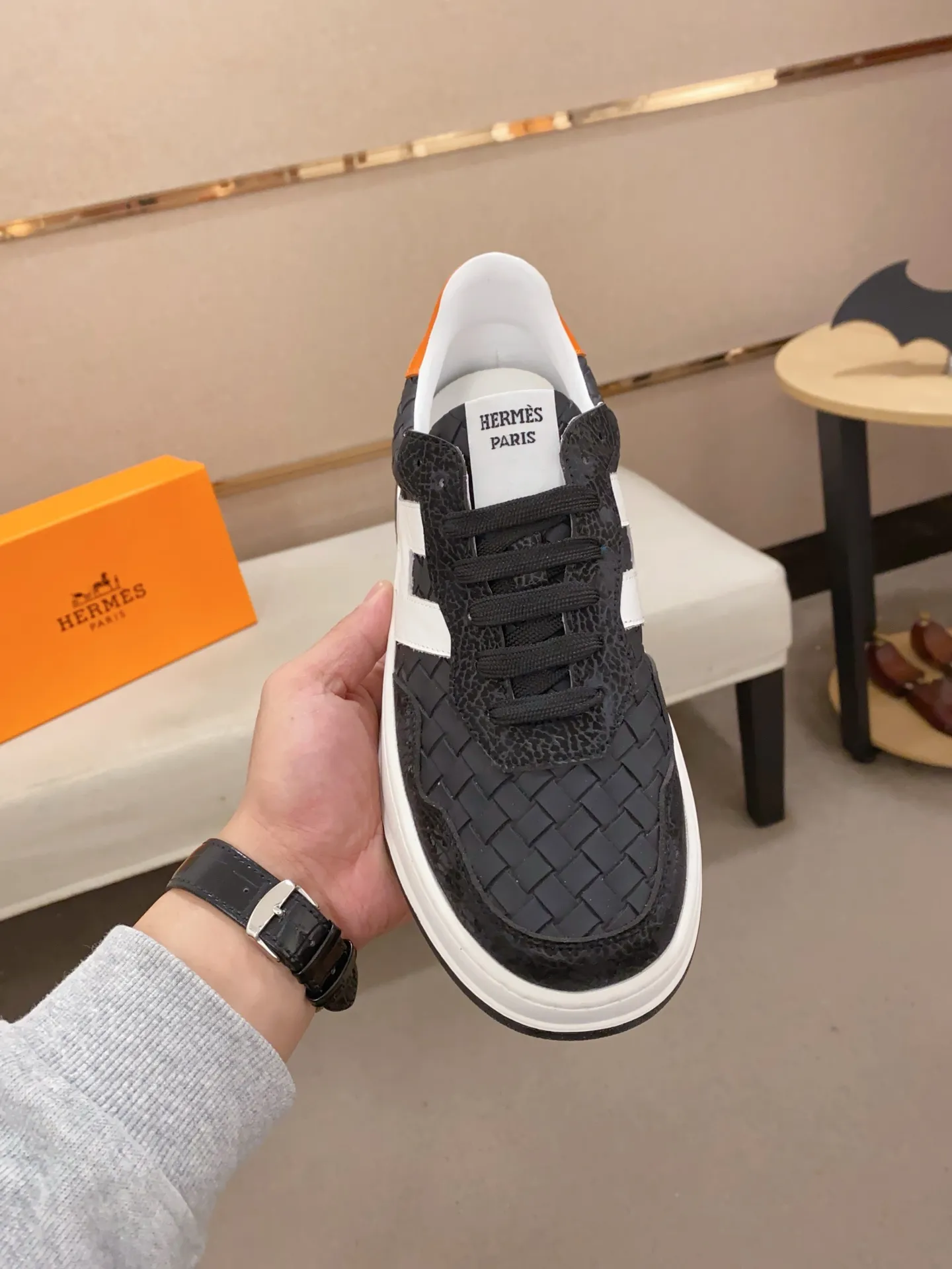 Men's clothing and shoes💰: 400💰《HERMES》【Original order·Version】Hermès; top 🔝purchasing agent🔍🔍men's latest 🇺🇸 counter sales simultaneously, imported from Italy original ▲▲cowhide ▲▲ (highlighting the high End, Nobility, Grade) Exquisite workmanship (Imported water-dyed sheepskin lining from Italy) Sole: Original sole provided by the original factory, ⚠️Exclusive double-layer activity, TPR, molded outsole; super comfortable Code number: 38-44